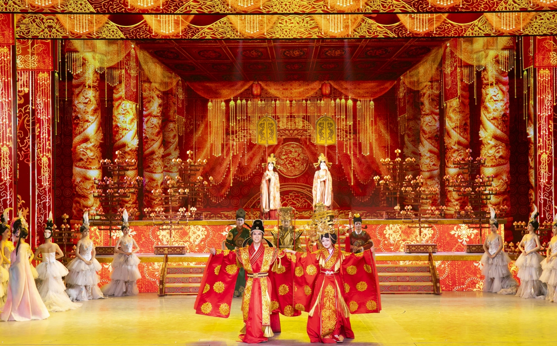 The Golden Edition of the multidimensional Tang Music Dance Drama Dreaming Back to the Tang Dynasty